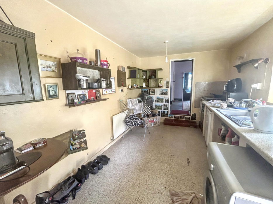 House in Doncaster - View 5