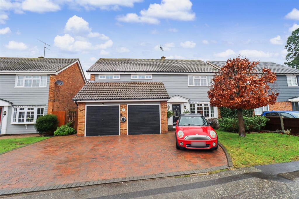 4-bed detached on Coniston Close, Great Notley, Braintree, £550,000