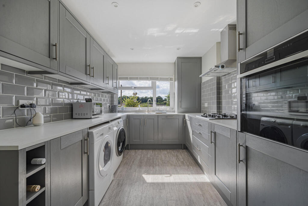 House in Tonbridge - View 4
