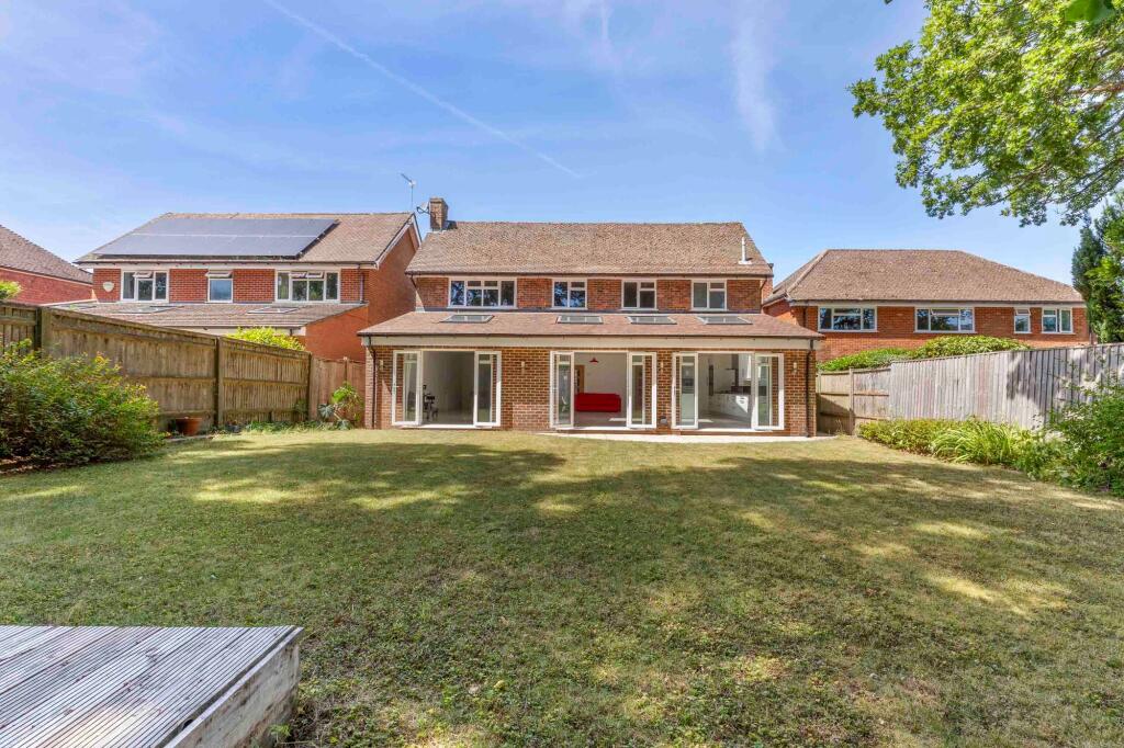 House in Penn, Chepping Wycombe - View 5