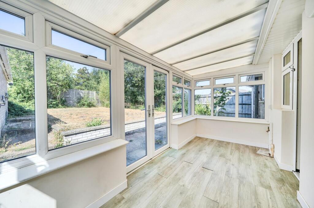 House in Southampton - More