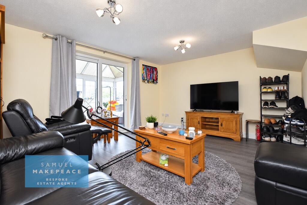 House in Stoke-on-Trent - View 5