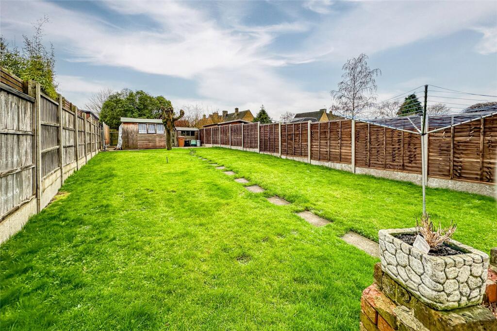 House in Hatfield, North Mymms - View 3