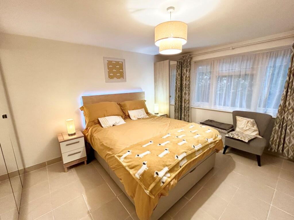 Apartment in Bournemouth - More