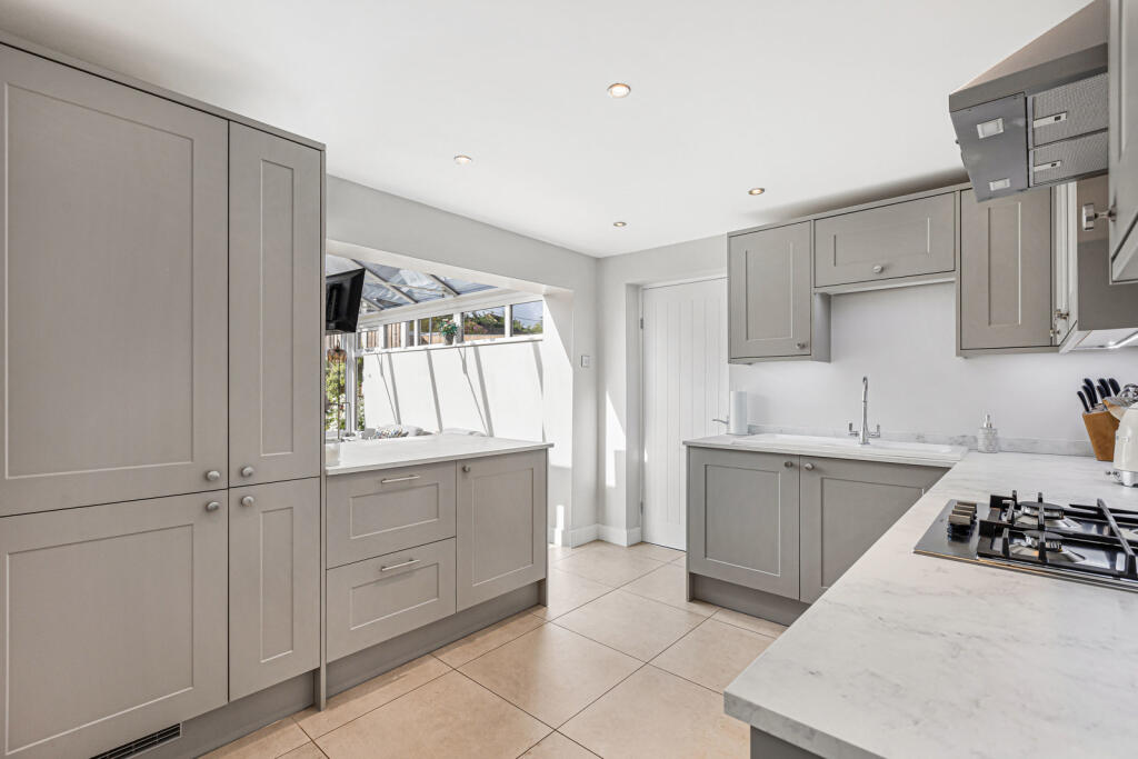 House in Vale of White Horse, Great Faringdon - View 4