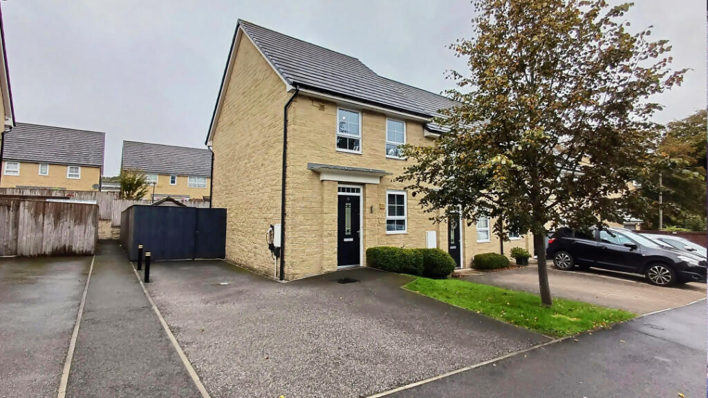 Main image of property: Burrfields Road, Chapel-En-Le-Frith, SK23 0JW