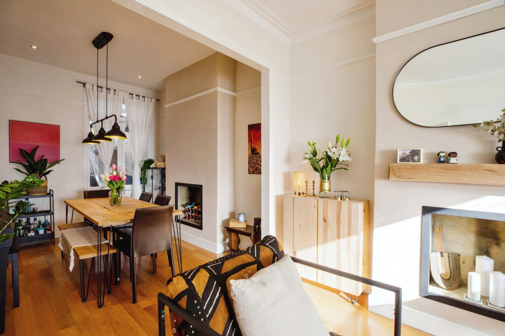 House in London - More