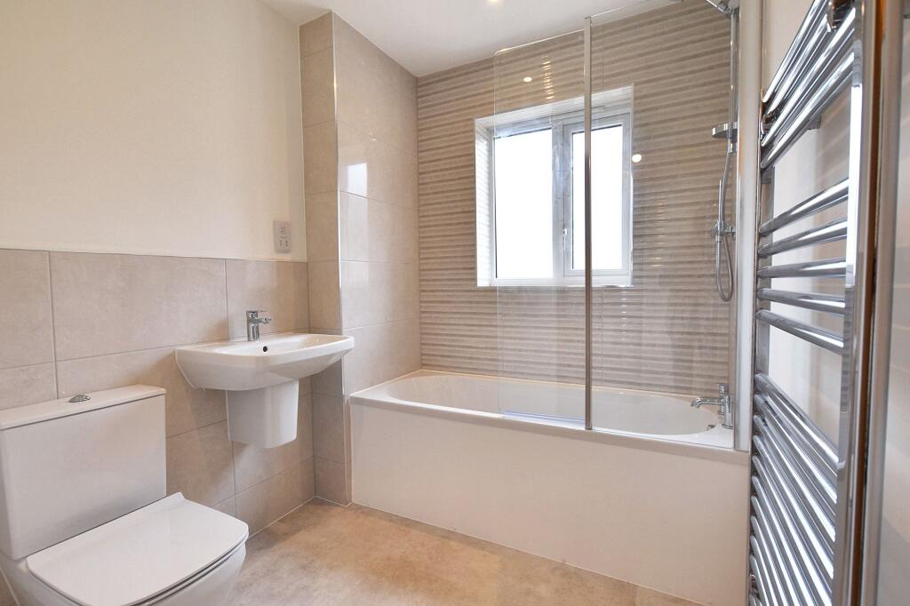 2 Bed Semi-Detached Dormer Bungalow, Oak Tree Drive, Barrow BB7 photo 3