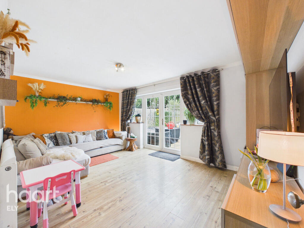 Guntons Close, Soham photo 2