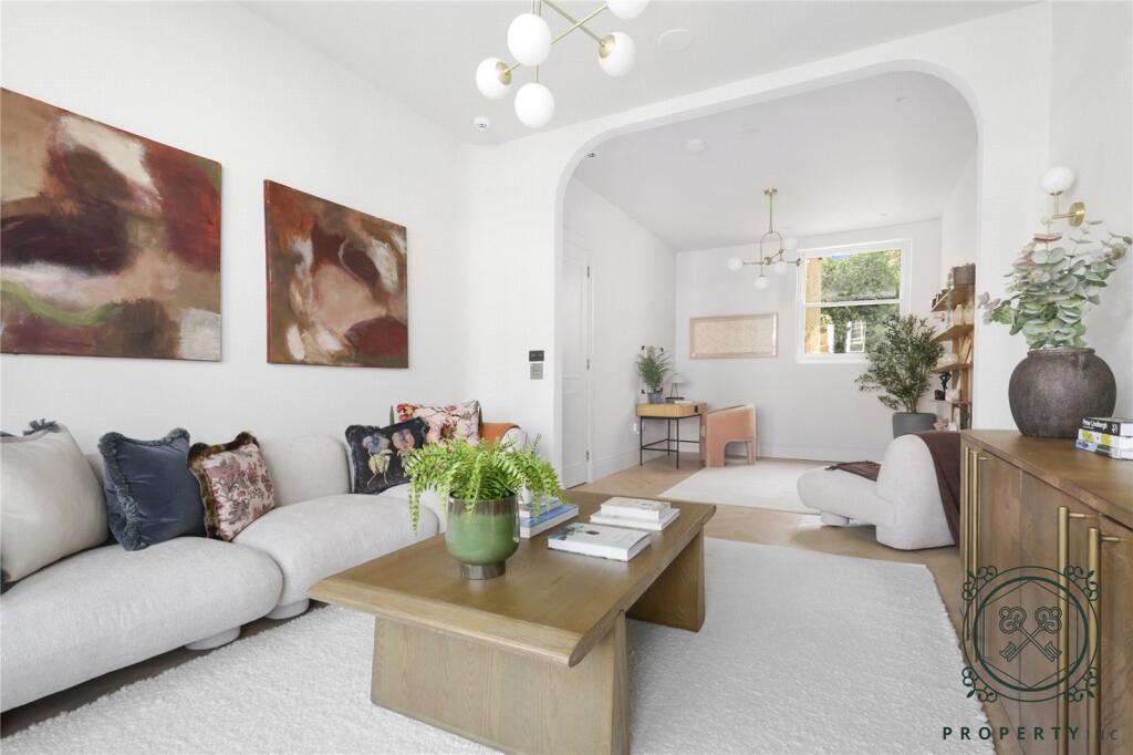House in London - View 5