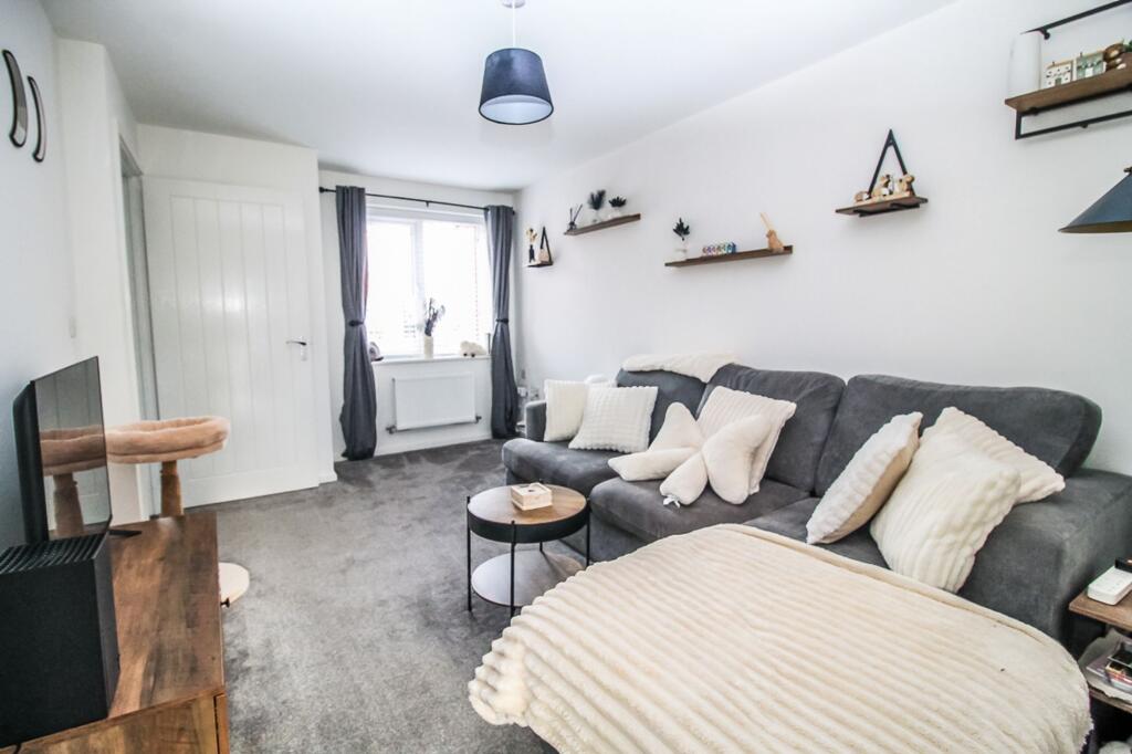 House in Sunderland, Herrington Grange, Sunniside - View 2