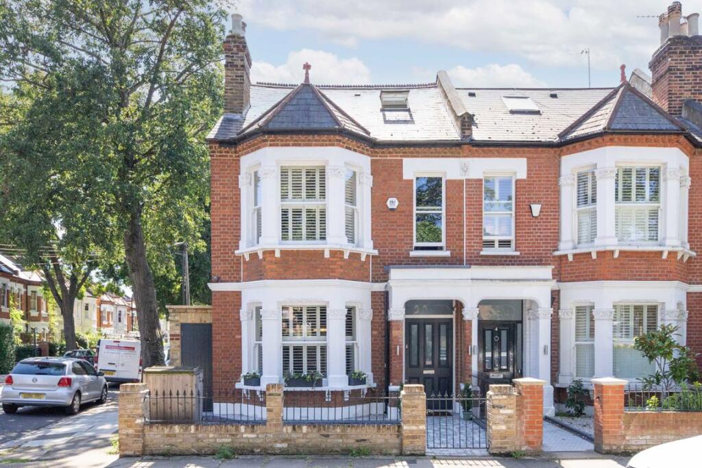 Main image of property: Wolseley Gardens, Chiswck