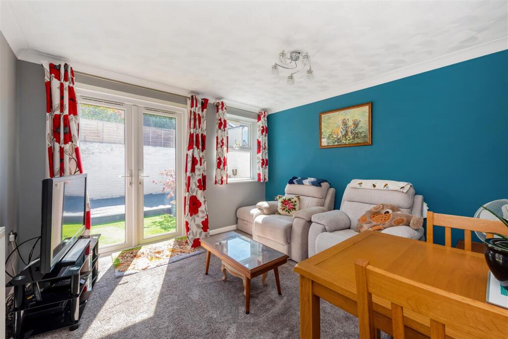House in Portsmouth - View 2