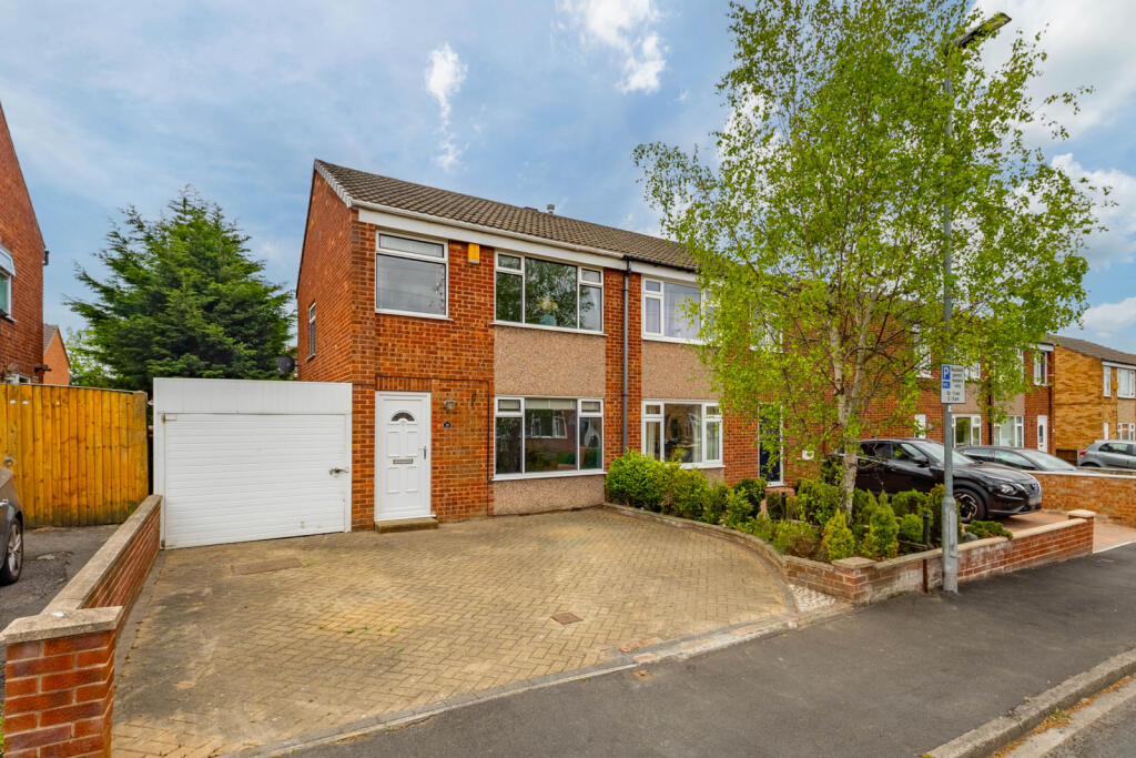 Main image of property: Newton Close, Wakefield, WF1