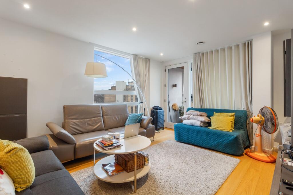 Apartment in London, Royal Borough of Kensington and Chelsea - View 3