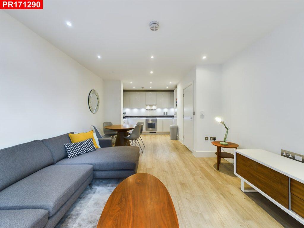 Main image of property: Park Royal – 1 Bedroom Flat