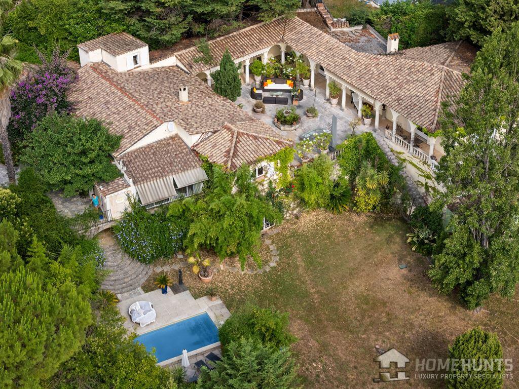 Main image of property: Provence-Alps-Cote d`Azur, Alpes-Maritimes, Grasse