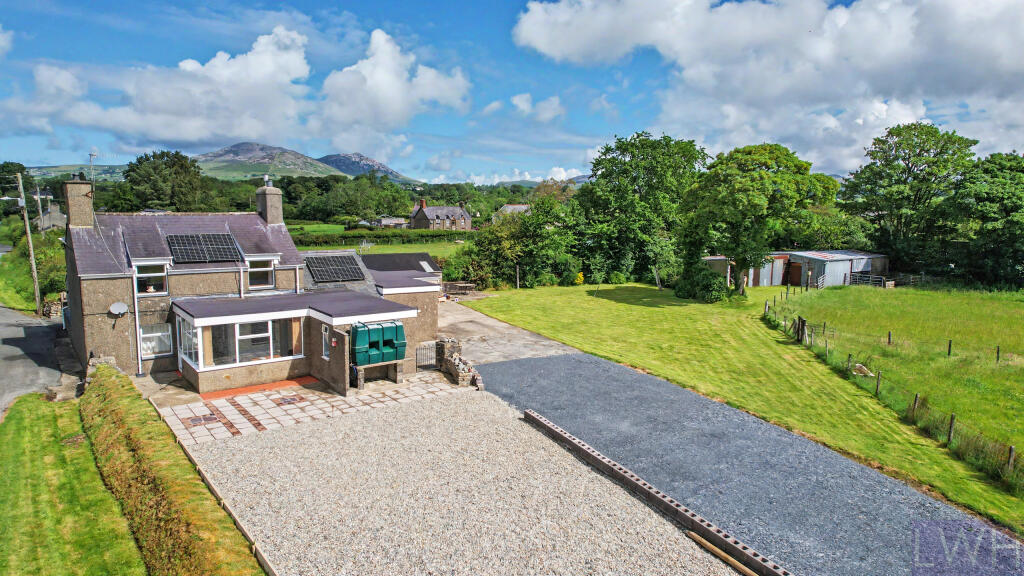 Main image of property: Pen Rhos, Rhosfawr - 4ac