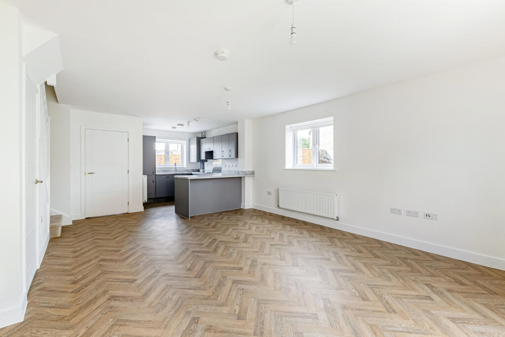House in Canterbury - View 3