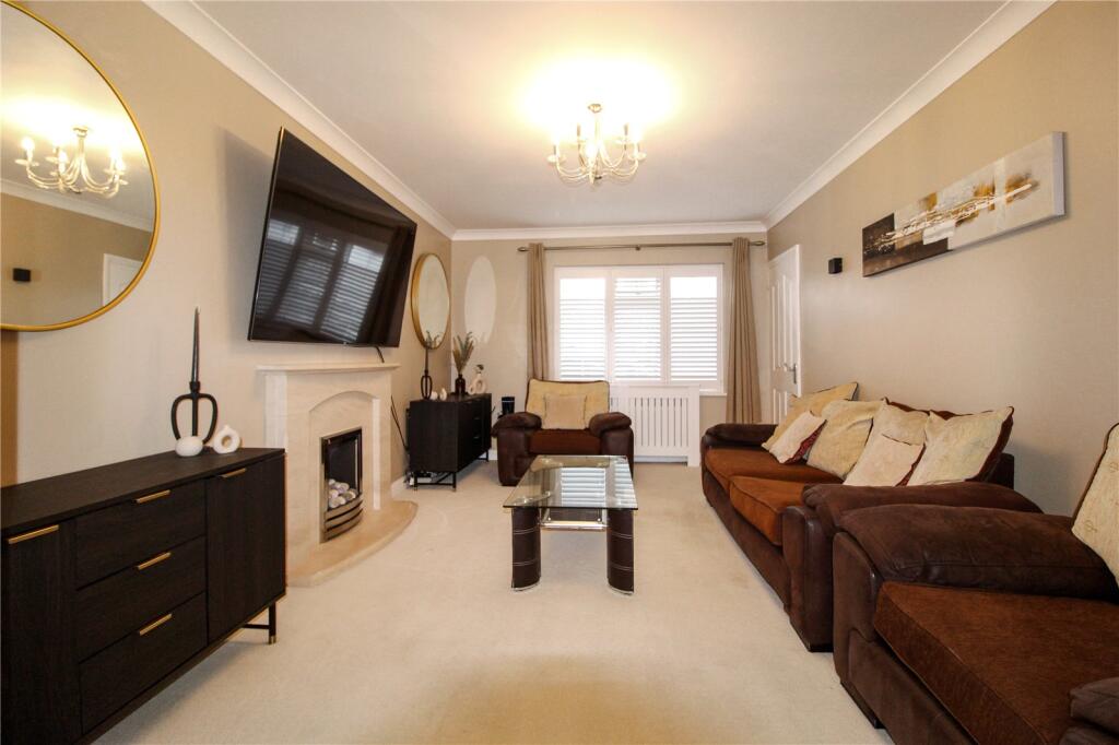 Bridgwater Drive, Westcliff-on-Sea, Essex, SS0 - View 6