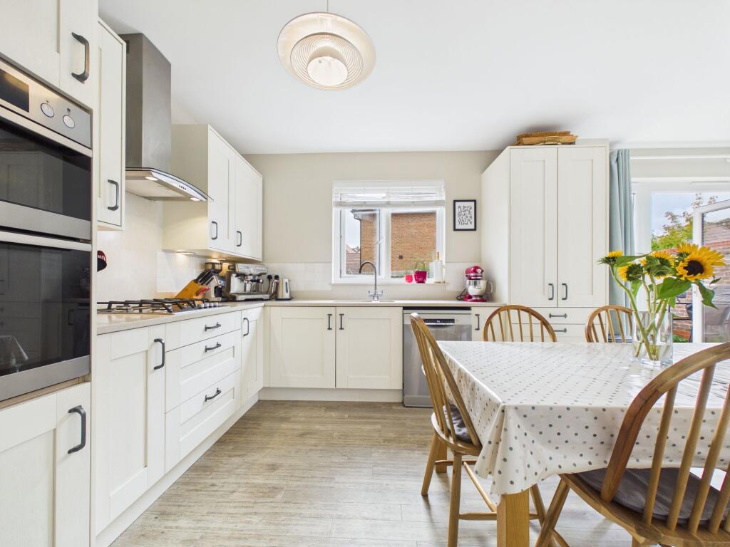 House in Reading - View 4