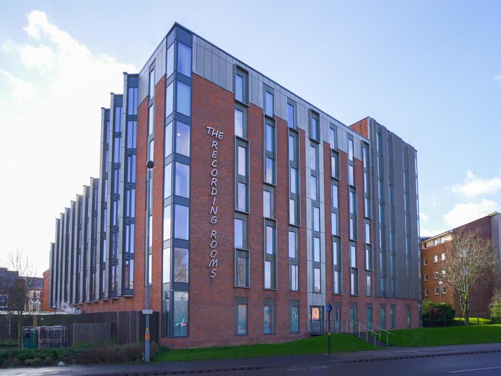 Additional image 6 of Birmingham | Student | September | B29