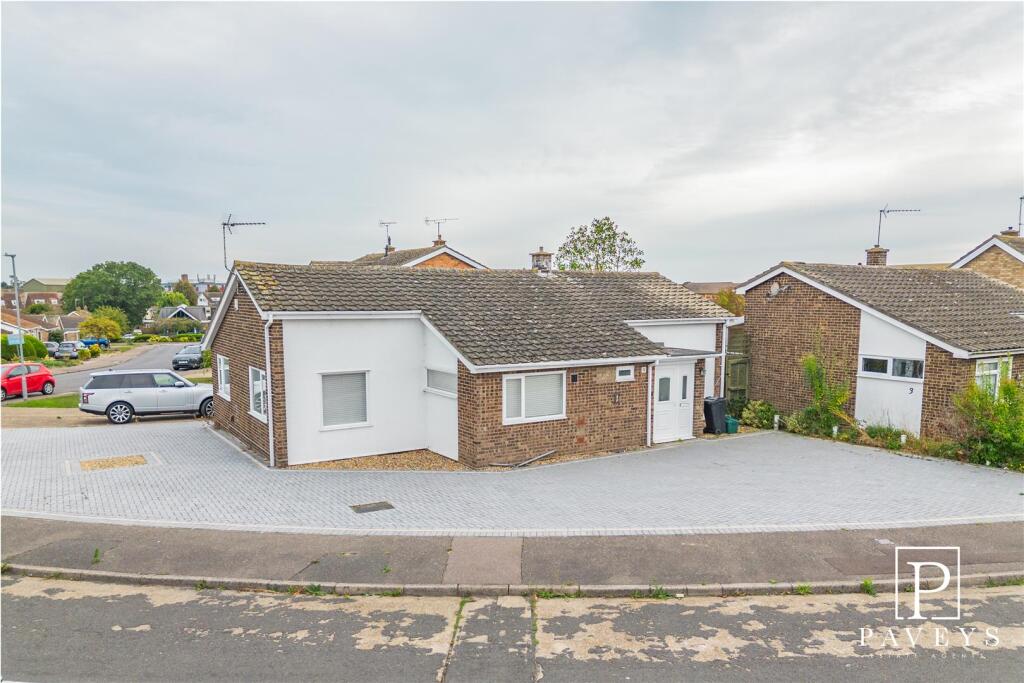 Main image of property: Gatefield Close, Walton On The Naze