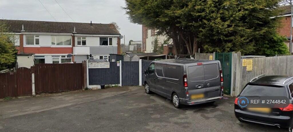 Main image of property: Deptford Crescent, Nottingham, NG6