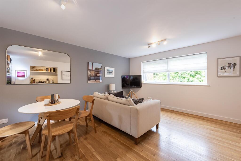 Additional image 4 of Milton Road, Harpenden