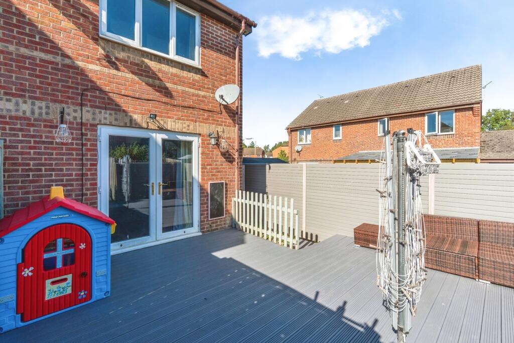 House in Southampton - View 5