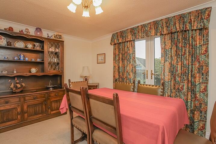 14, Broadmarsh Lane photo 4