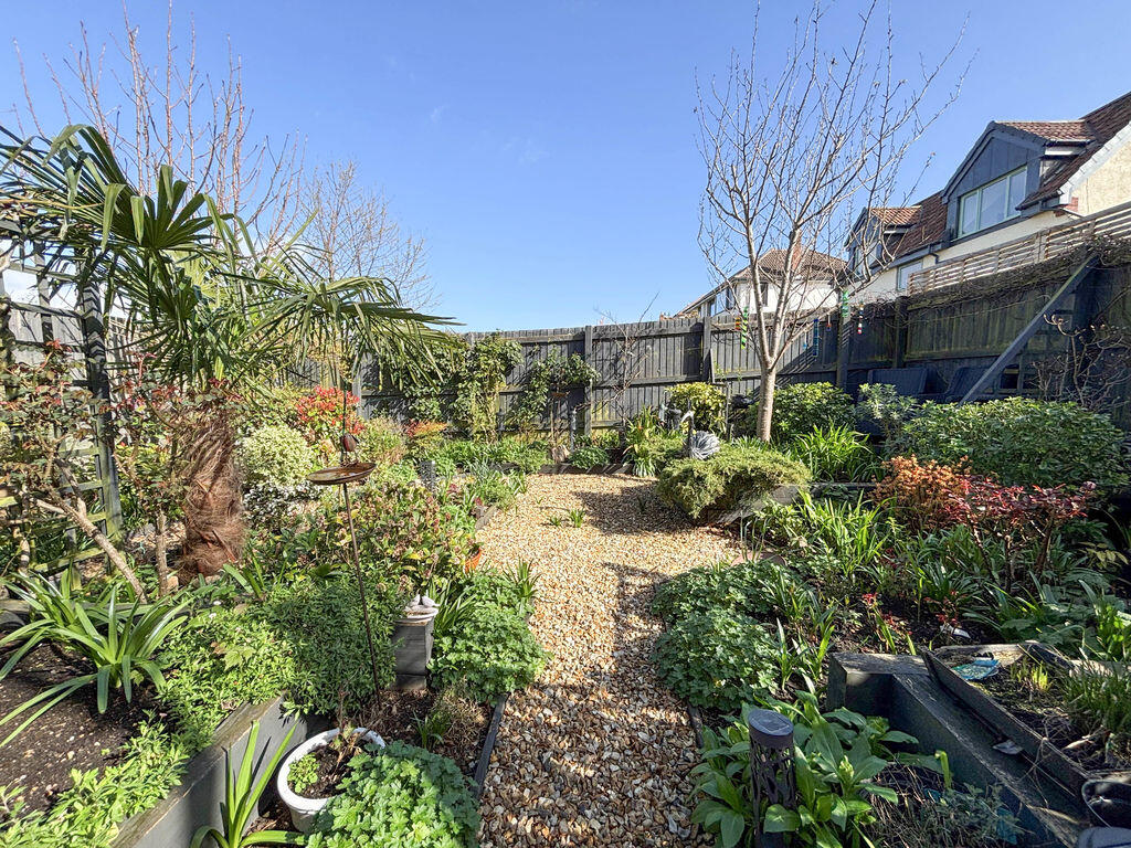 Dial Hill Road, Clevedon photo 3