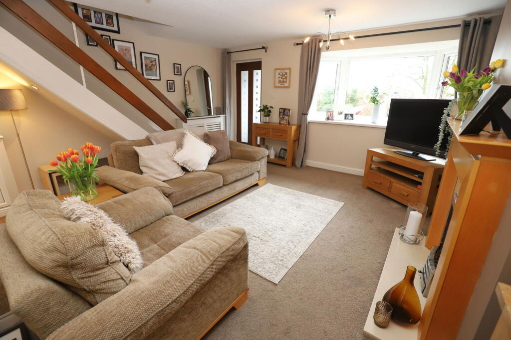 Laburnum Court, Tottington, Bury, BL8 3NB photo 3