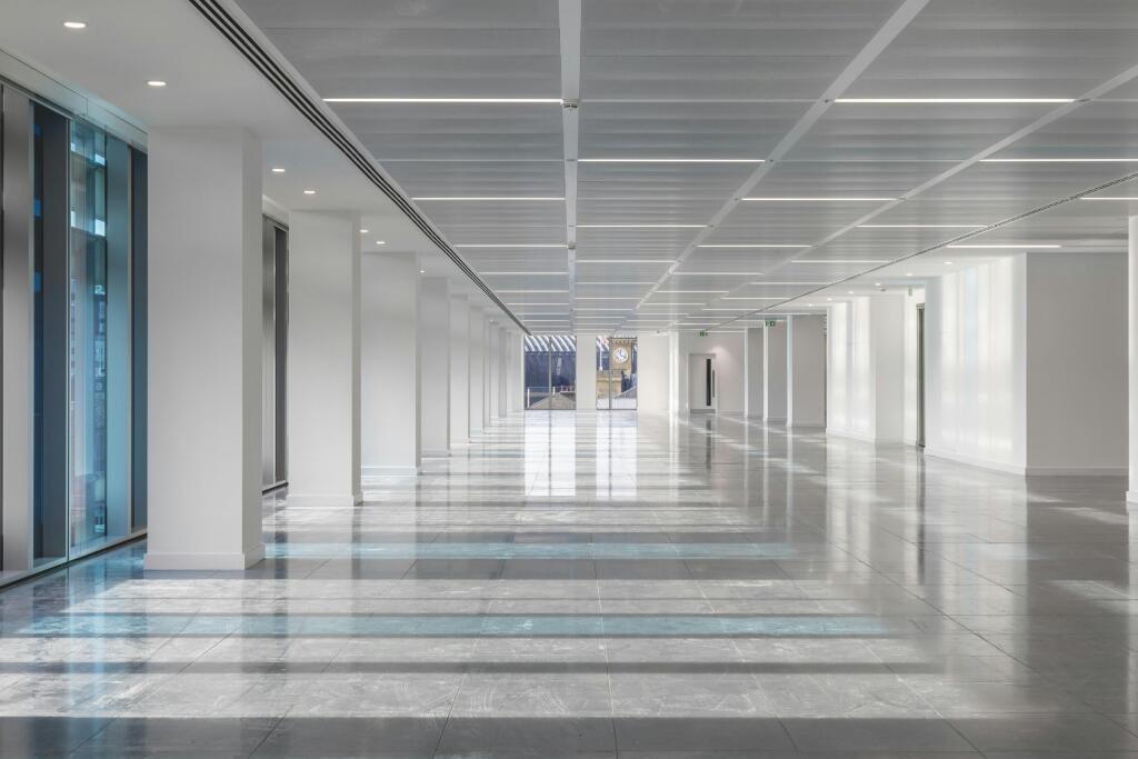 210 Pentonville  on floor.jpg