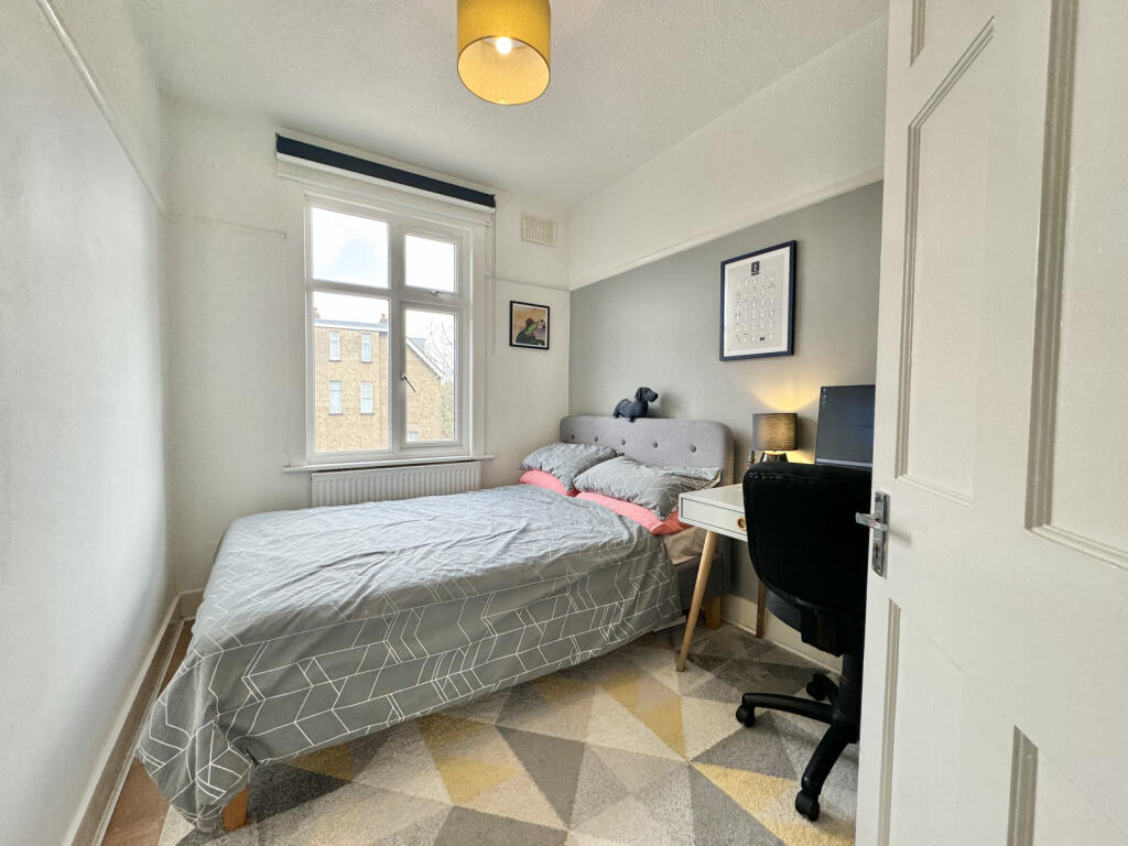 Apartment in London - View 5