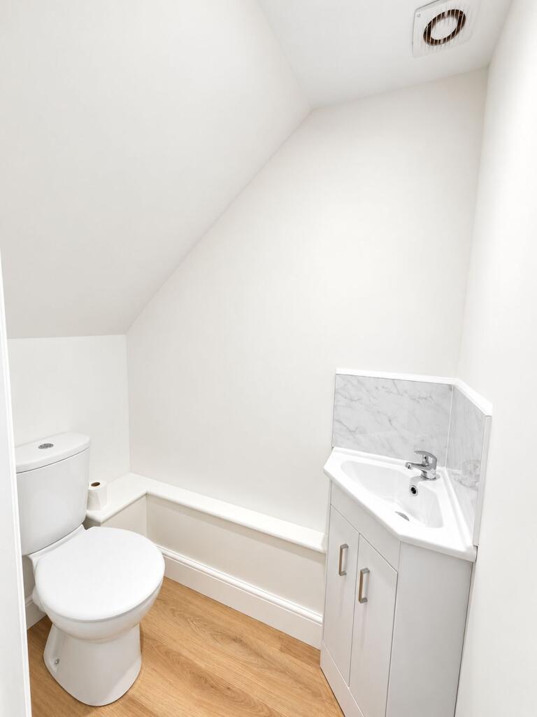 House in Tonbridge - View 4