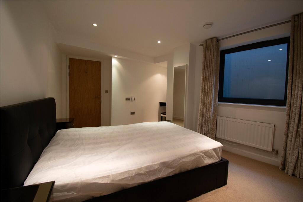 Apartment in London - View 5