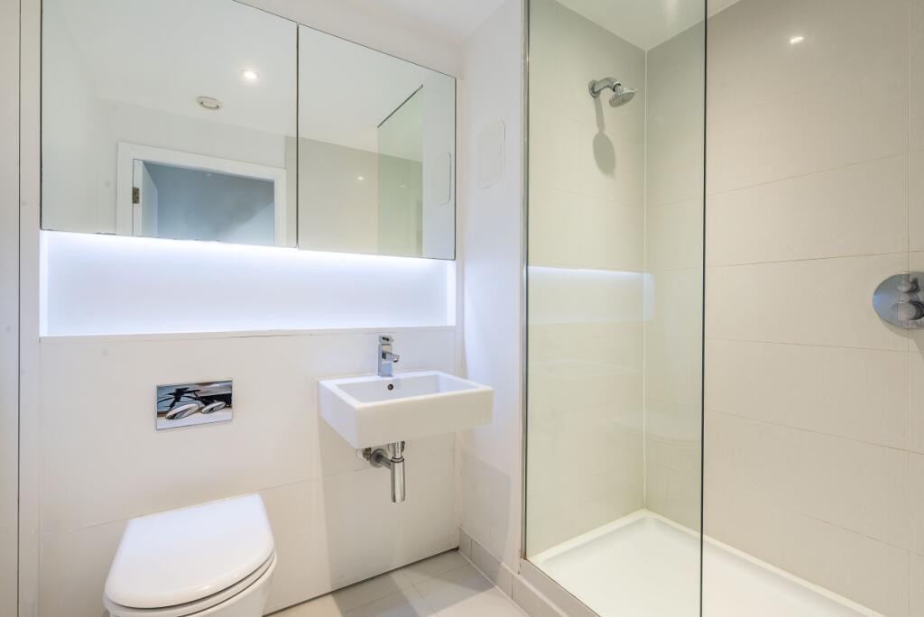 Apartment in London - View 4