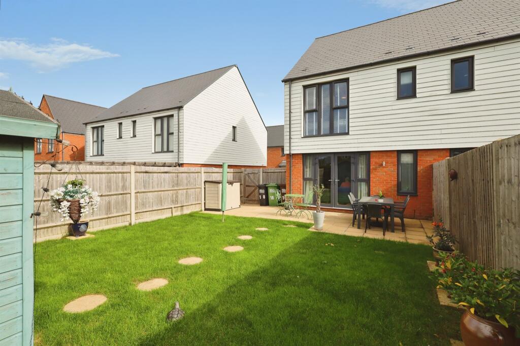 Birch Road, Polegate photo 3