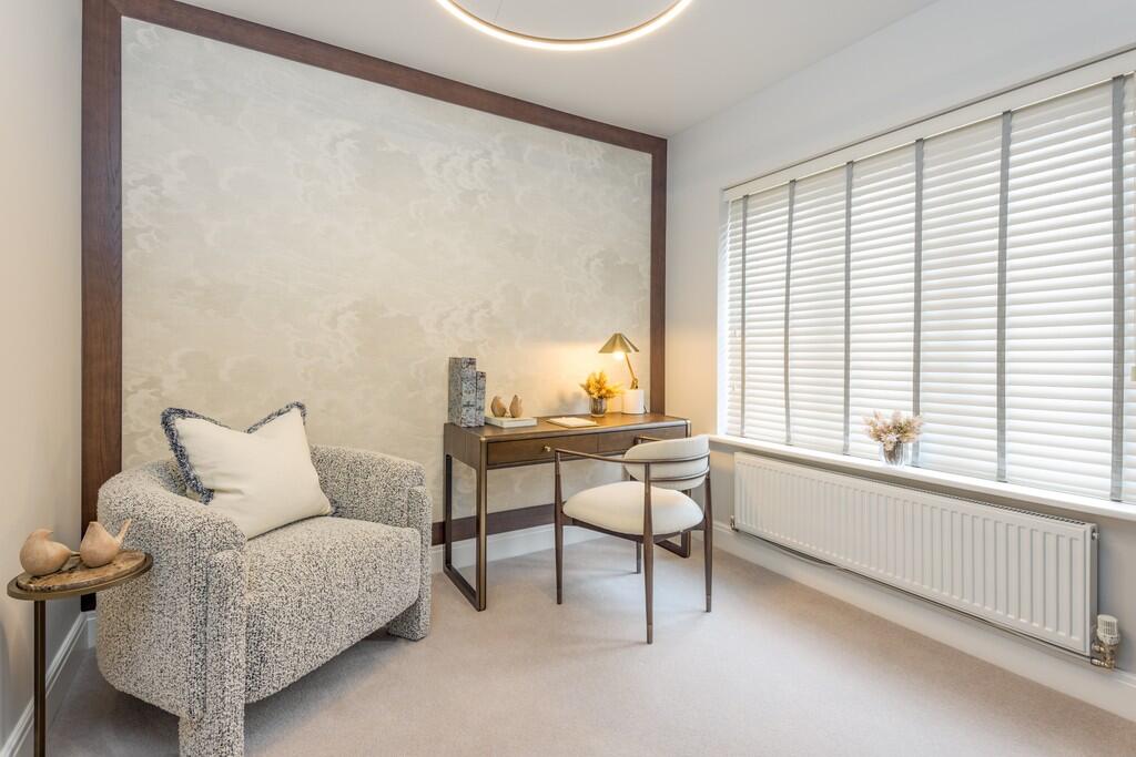 House in Finchampstead - More