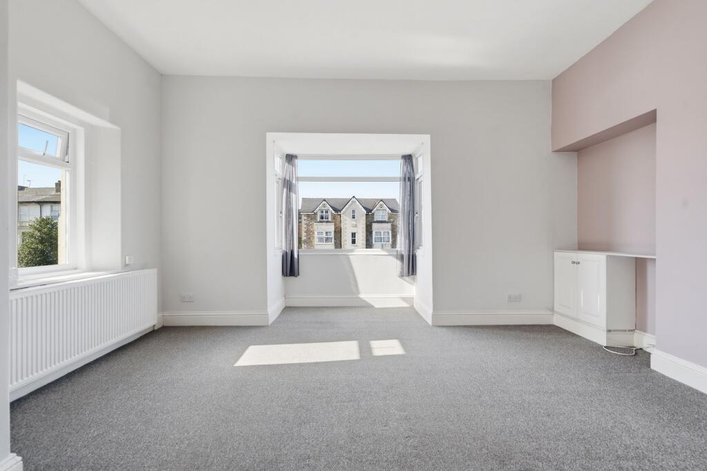 Apartment in Bristol - More