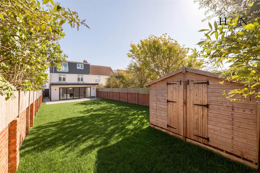 House in Brighton - View 2