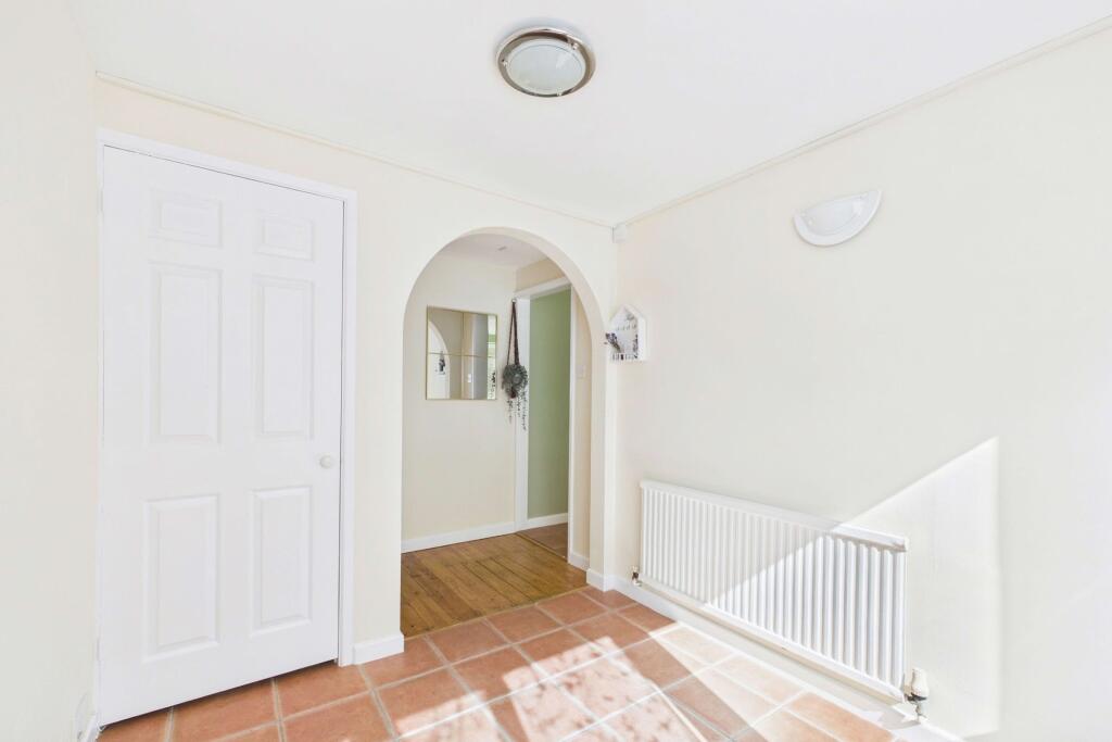 House in Torquay - More