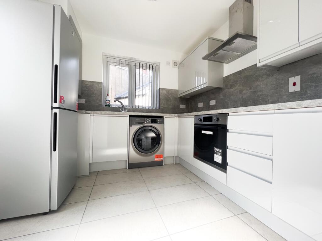 House in Cardiff, Cathays - View 2