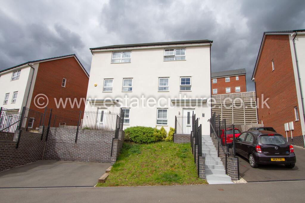 Main image of property: Gorsy Way, Nuneaton