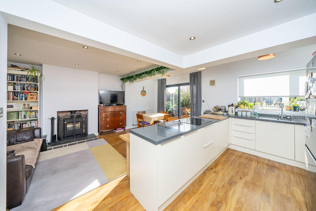 Ridge Road, Kingswinford photo 2