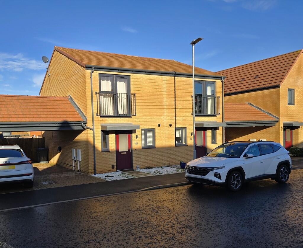 2-bed semi-detached on Rues Farm Road, Felixstowe, £260,000