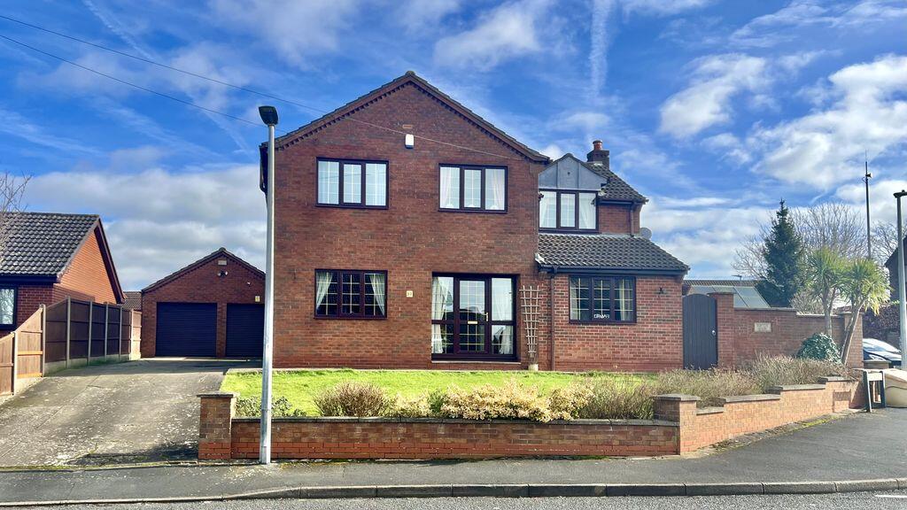 4-bed detached on Holme Drive, Burton Upon Stather, £375,000