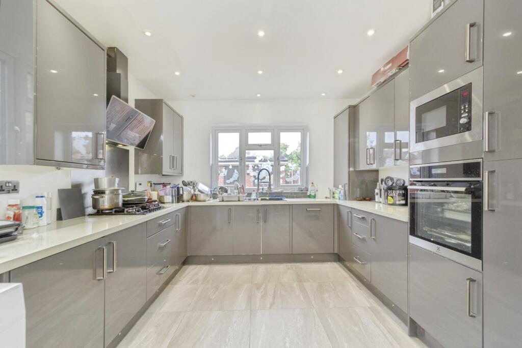 Main image of property: Walcote Road, Leicester, Leicestershire, LE4