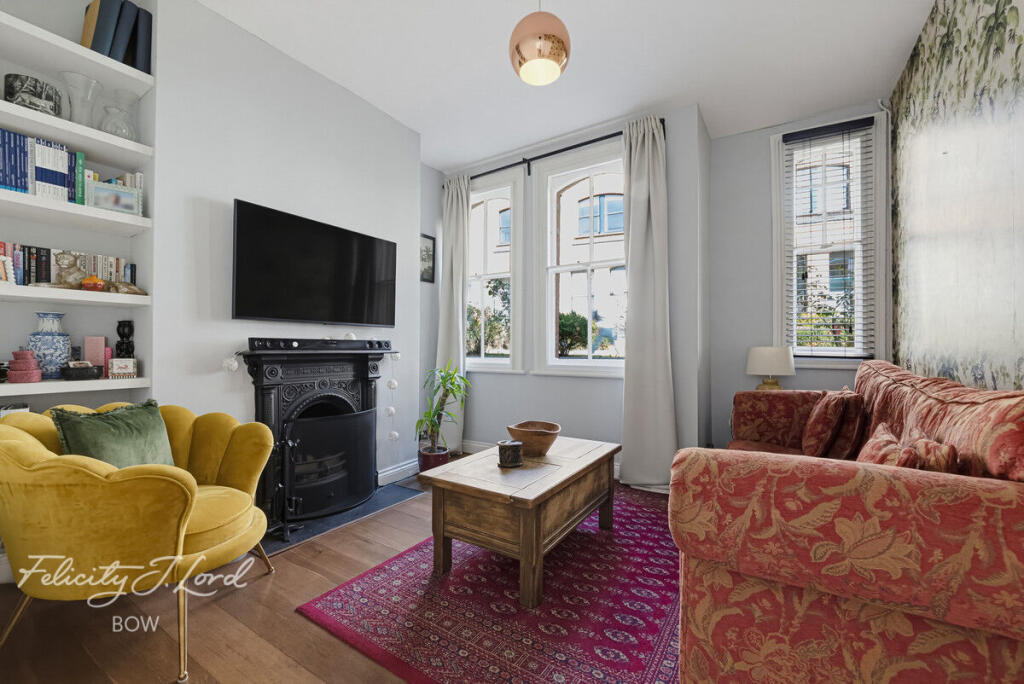 House in London - View 3